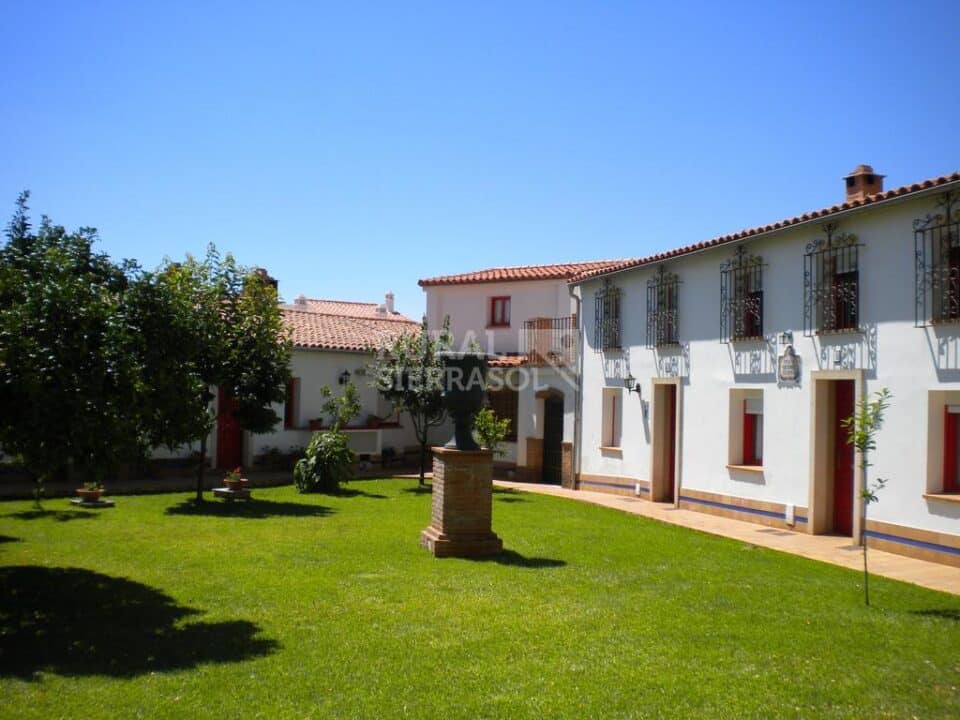 Espléndida Villa en Aracena, con piscina, aire acondicionado y wifi - Imagen 21