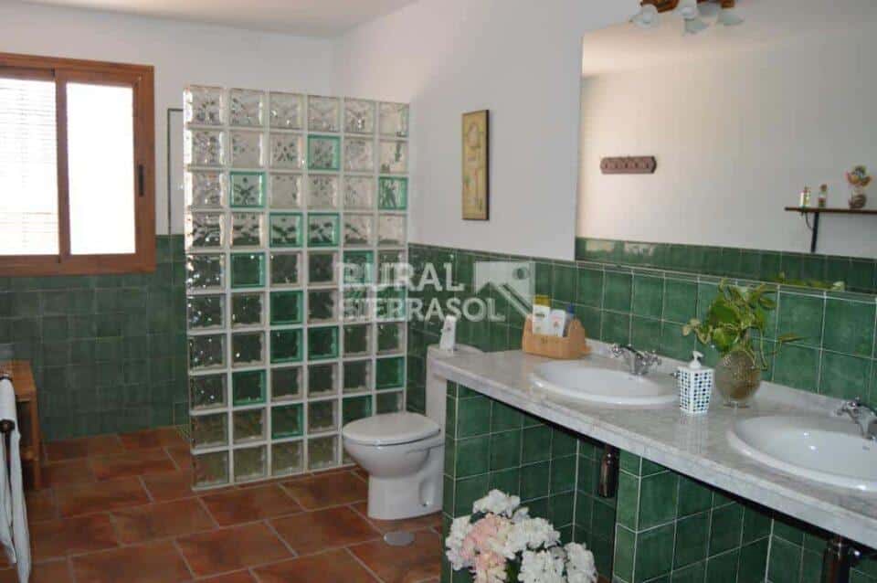 Espléndida Casa Rural en Hornachuelos, con piscina, barbacoa y aire acondicionado - Imagen 8