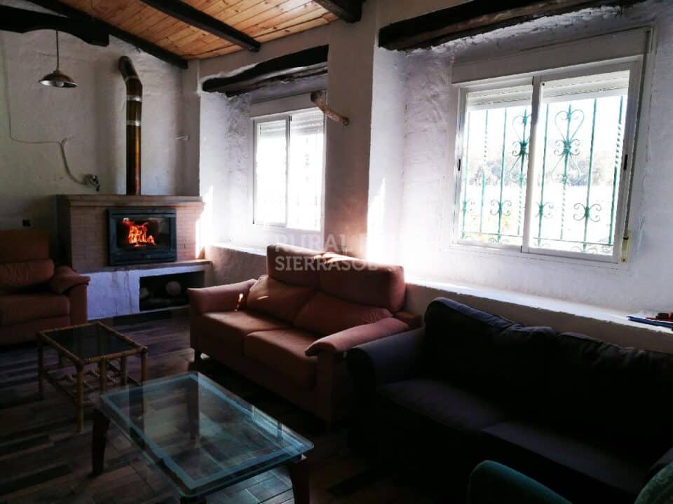 Centenaria Casa Rural en plena naturaleza, con piscina, chimenea y barbacoa - Imagen 20