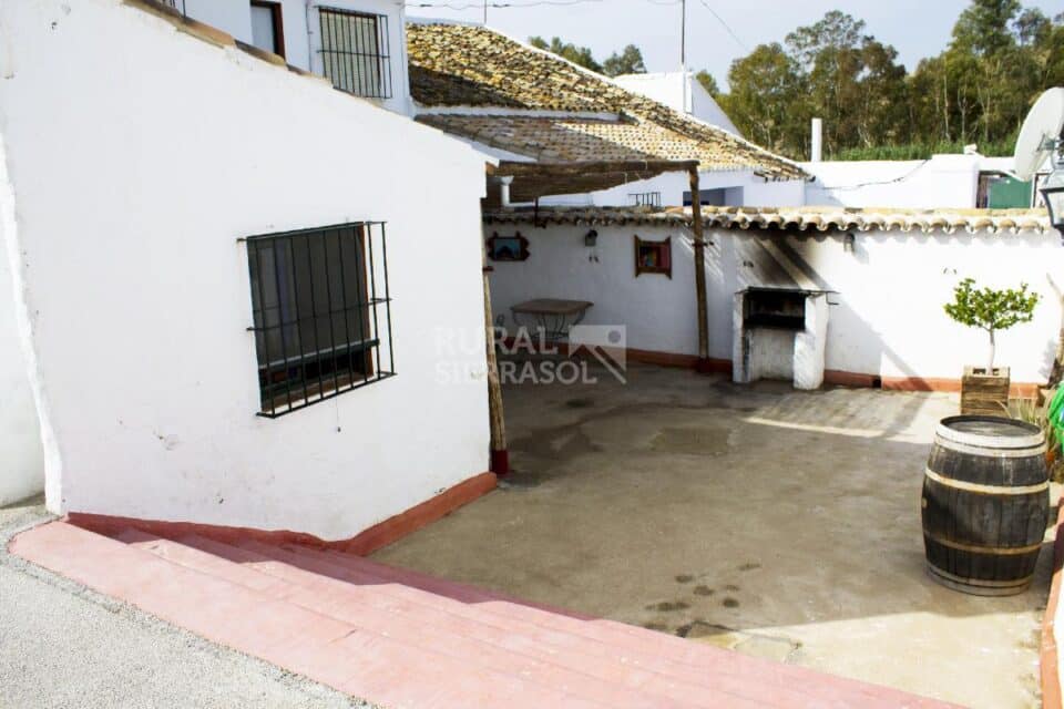 Centenaria Casa Rural en plena naturaleza, con piscina, chimenea y barbacoa - Imagen 54