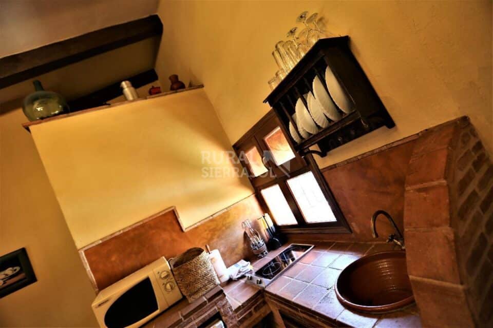 Fantástica Casa Rural en Cazalla de la Sierra, con piscina, chimenea y barbacoa - Imagen 9