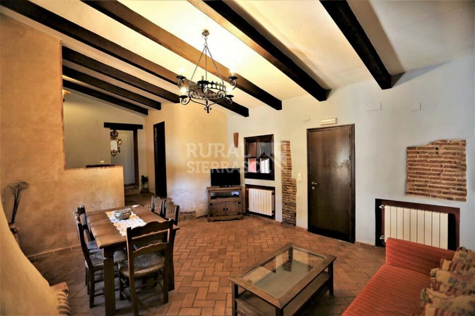 Maravillosa Casa Rural en Cazalla de la Sierra, con piscina, wifi y barbacoa - Imagen 10