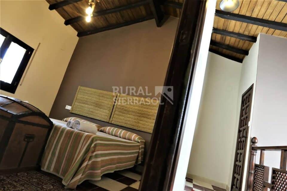 Encantadora Casa Rural en El Parque Natural Sierra Norte de Sevilla, con piscina, chimenea y barbacoa - Imagen 30