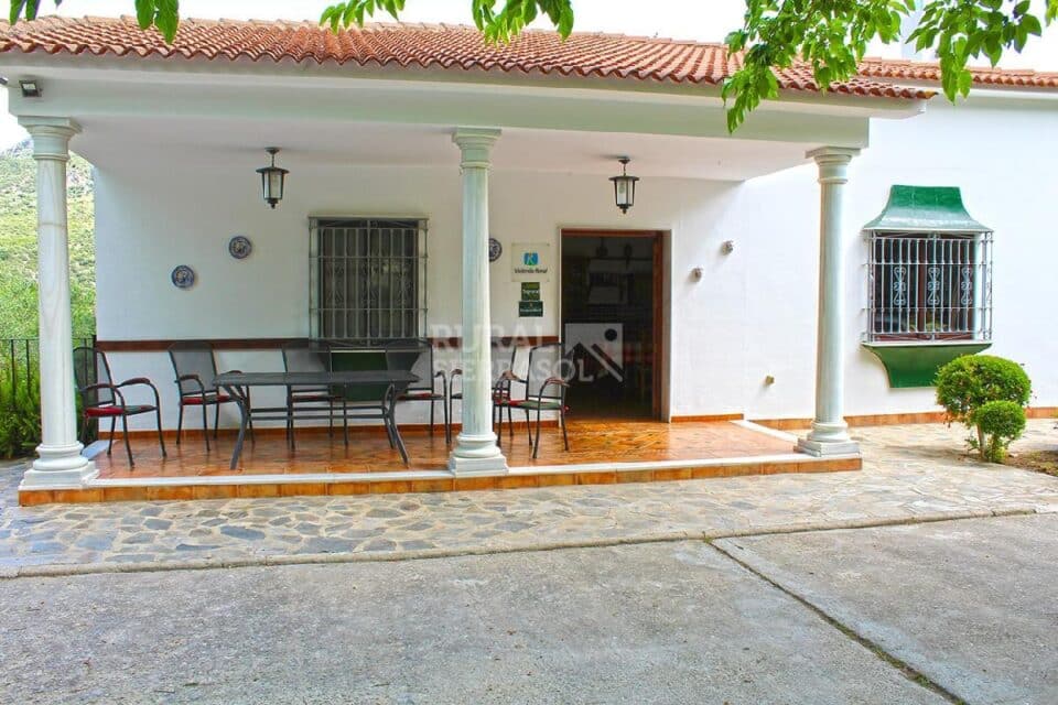 Maravillosa Casa Rural en Ubrique, con piscina y preciosas vistas a la sierra - Imagen 30