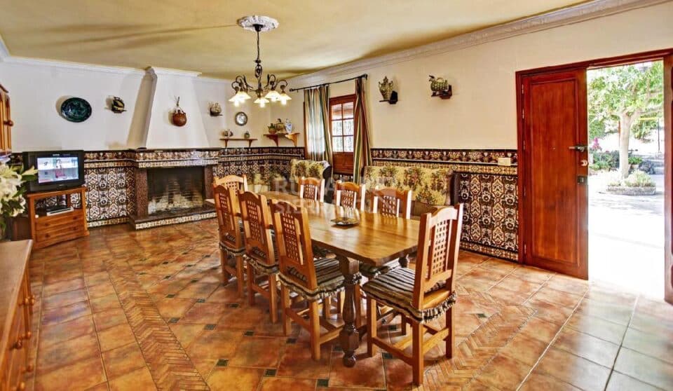 Maravillosa Casa Rural en Ubrique, con piscina y preciosas vistas a la sierra - Imagen 17