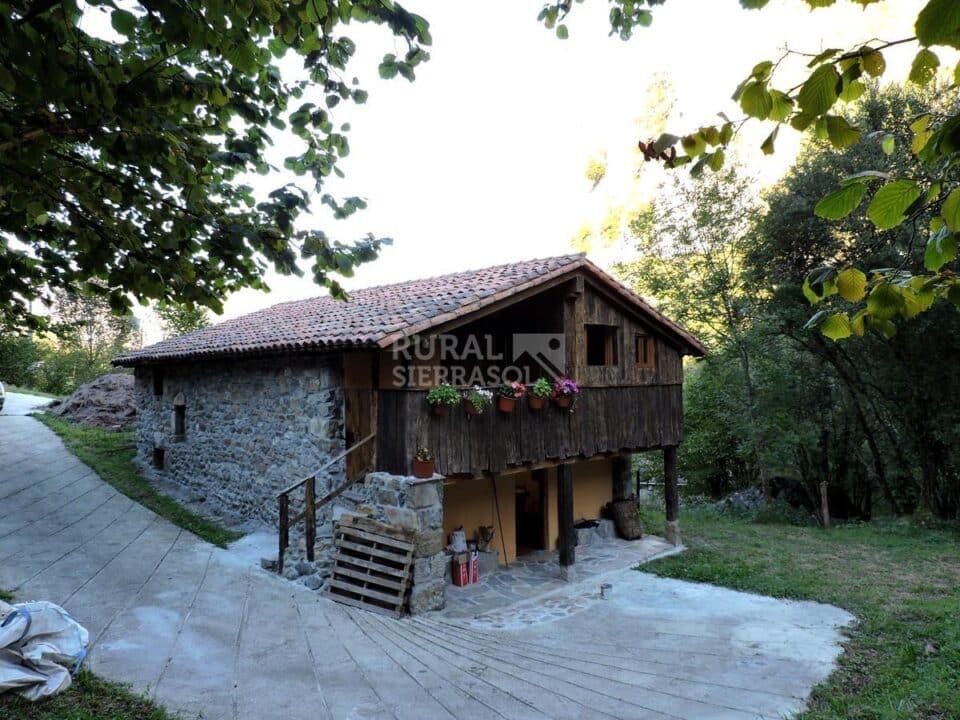 Casa rural en San Roque de Riomiera (Cantabria)-3957