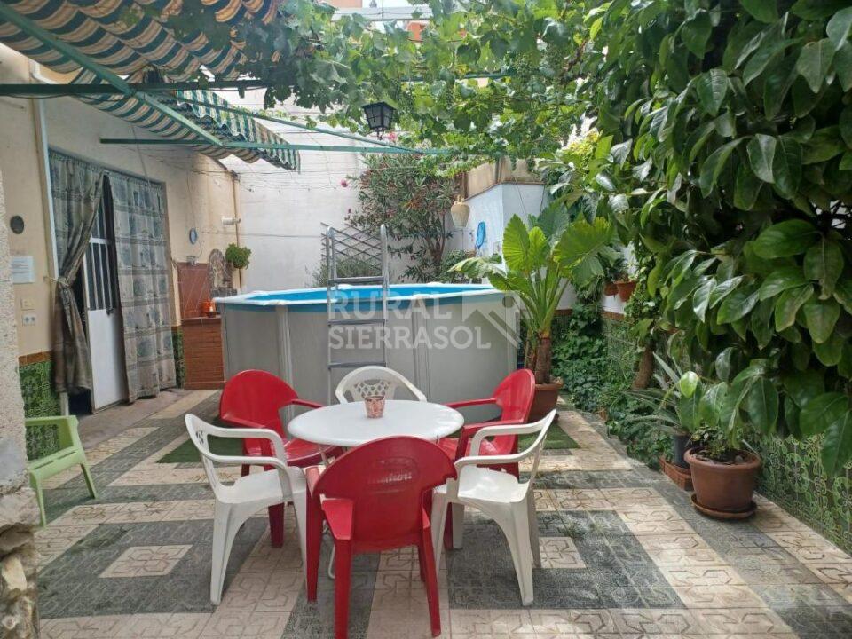 Acogedora Casa Rural en La Zubia, con chimenea y barbacoa - Imagen 4