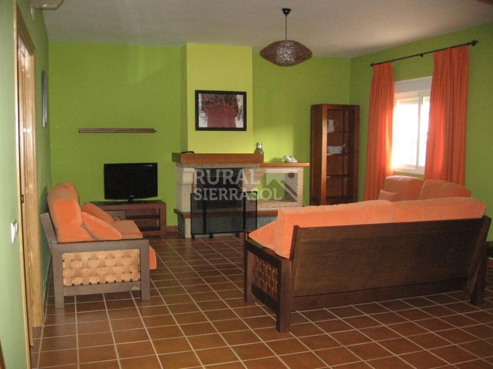 Magnífica Casa Rural en Cortegana, con piscina climatizada y wifi - Imagen 22
