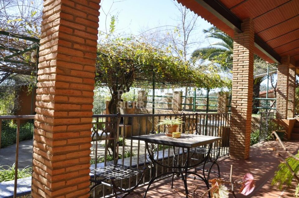 Coqueto Alojamiento Rural en Zalamea La Real, con piscina y aire acondicionado - Imagen 11