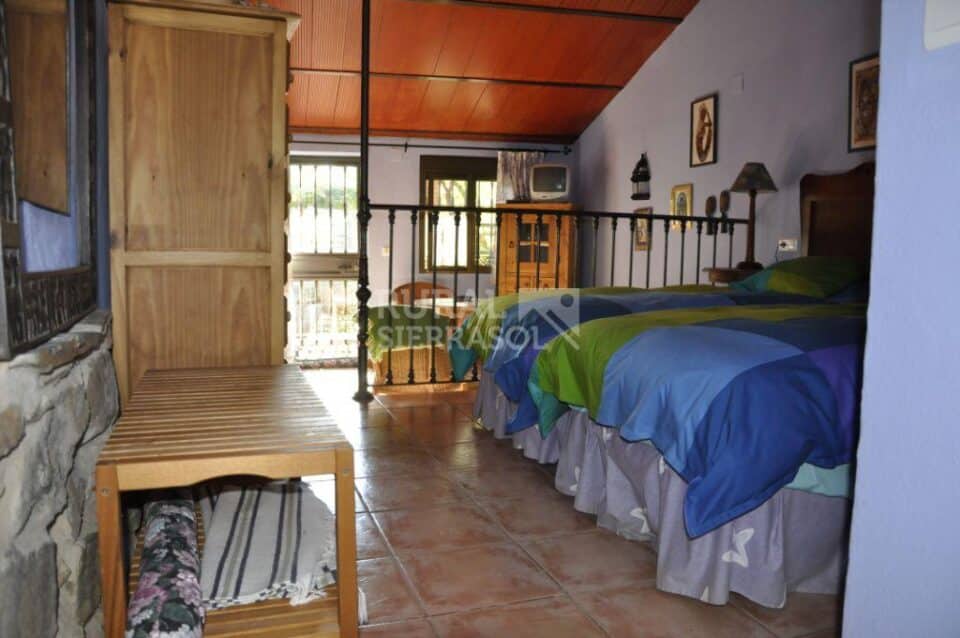 Coqueto Alojamiento Rural en Zalamea La Real, con piscina y aire acondicionado - Imagen 18