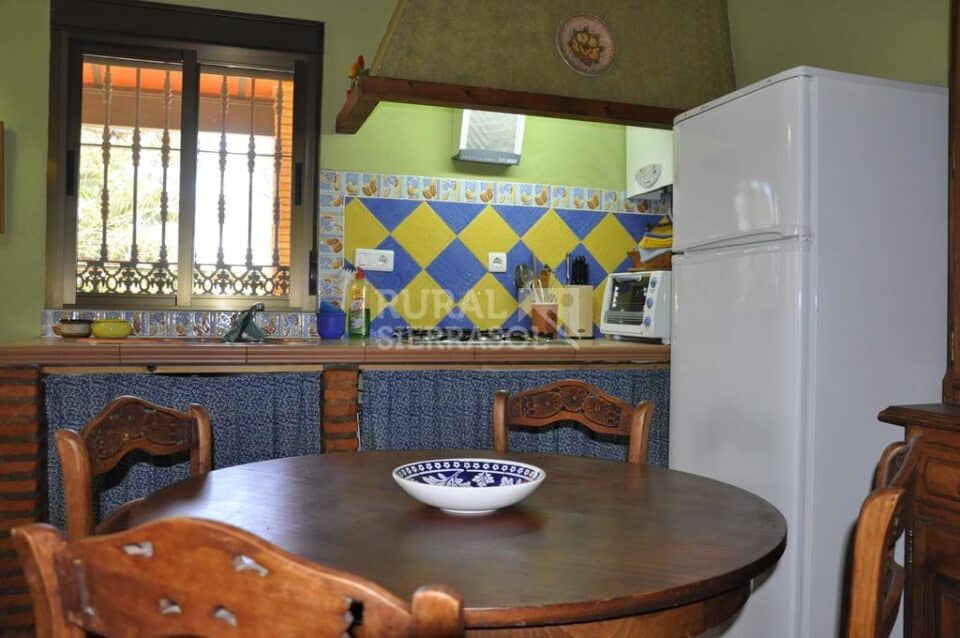 Acogedora Casa Rural en Zalamea La Real, con piscina y pista de pádel - Imagen 12