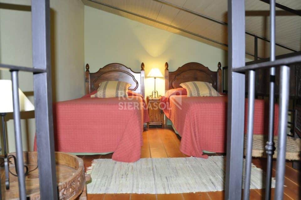 Acogedora Casa Rural en Zalamea La Real, con piscina y pista de pádel - Imagen 18