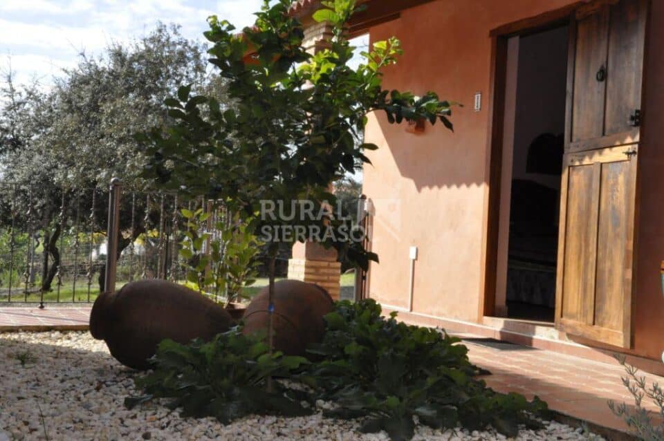 Confortable Casa Rural con piscina, pista de pádel y aire acondicionado en la Sierra de Aracena - Imagen 50