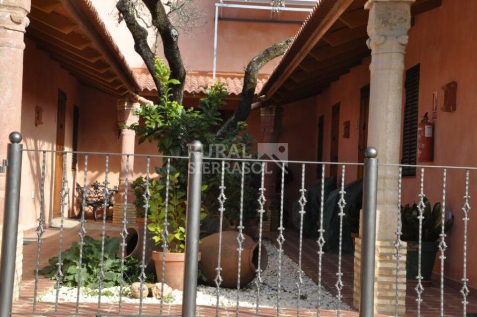 Confortable Casa Rural con piscina, pista de pádel y aire acondicionado en la Sierra de Aracena - Imagen 53