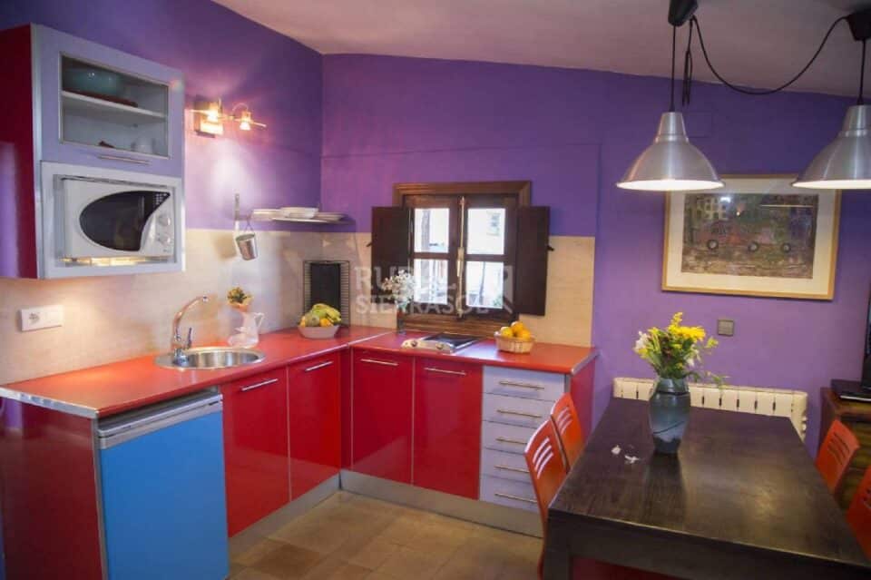 Acogedor Apartamento Rural en Hervás, con piscina y wifi - Imagen 4