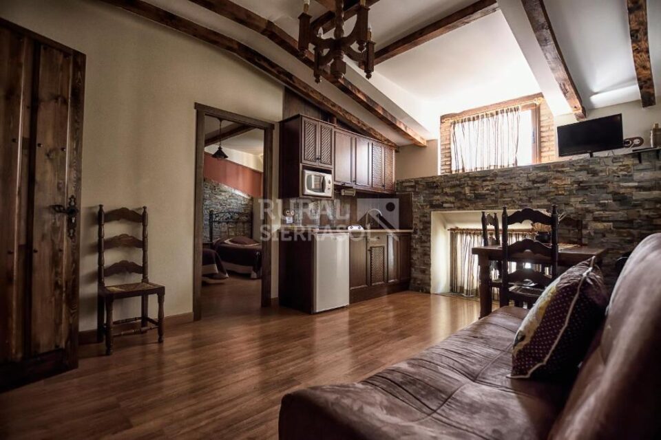 Elegante Apartamento Rural con amplio jardín, en Malpartida de Plasencia - Imagen 31
