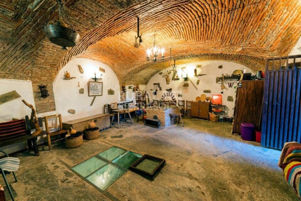 Elegante Apartamento Rural con amplio jardín, en Malpartida de Plasencia - Imagen 40