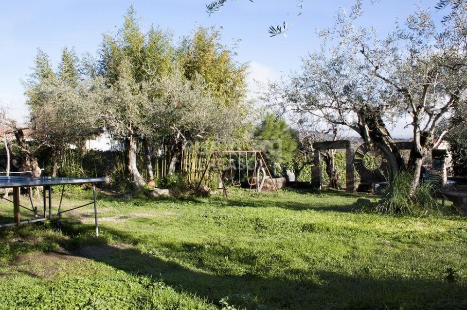 Elegante Apartamento Rural con amplio jardín, en Malpartida de Plasencia - Imagen 55