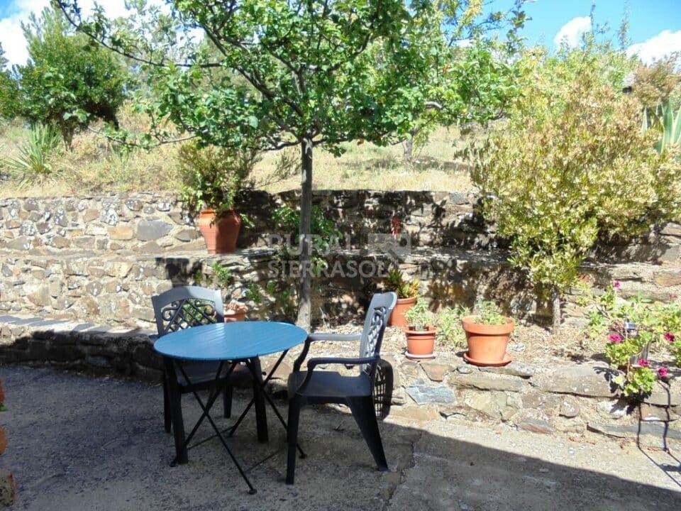 Maravillosa Casa Rural en plena Naturaleza, con piscina, aire acondicionado y wifi - Imagen 43