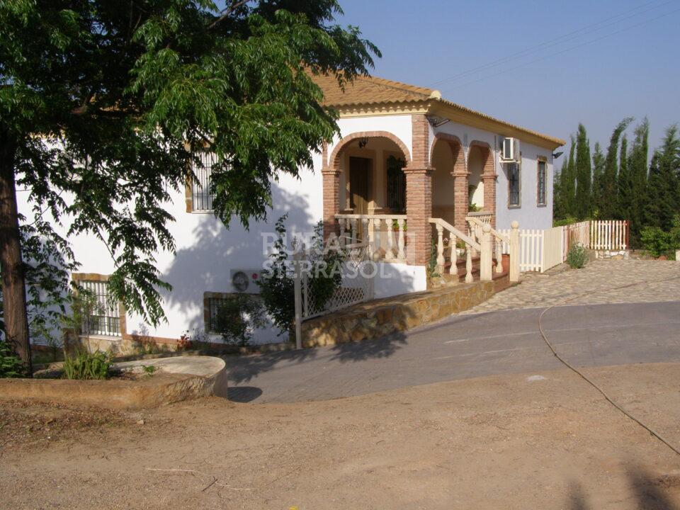 Espléndida Casa Rural en Posadas, con piscina, barbacoa y chimenea - Imagen 44