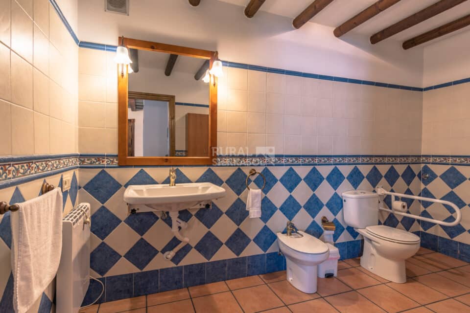 Acogedor Alojamiento Rural en Alpujarra de La Sierra, con piscina y cabina hidromasaje - Imagen 47