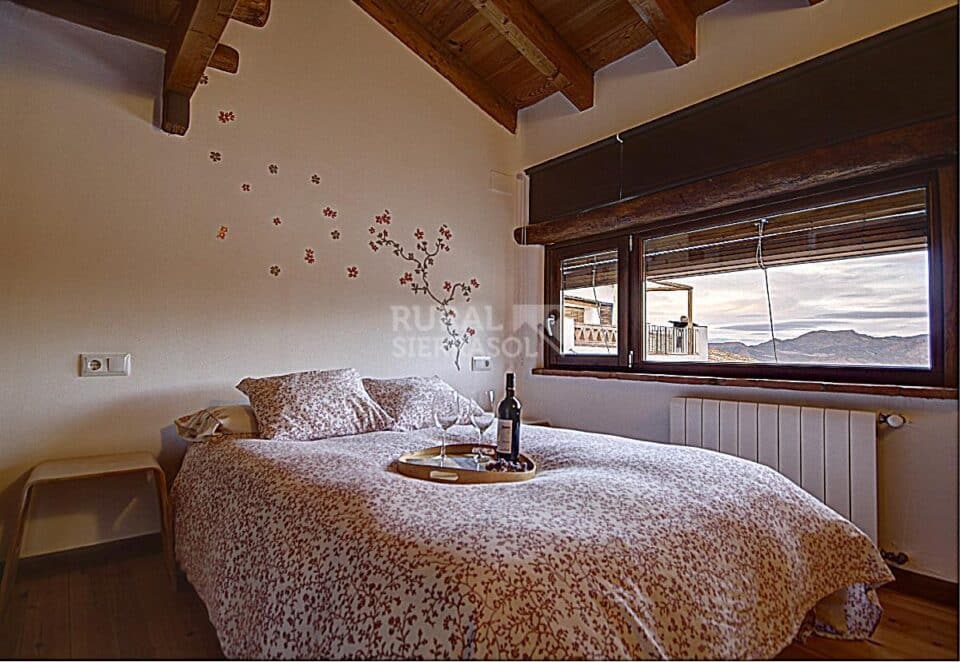 Amplio Alojamiento Rural en Serón, con piscina, barbacoa y wifi - Imagen 6