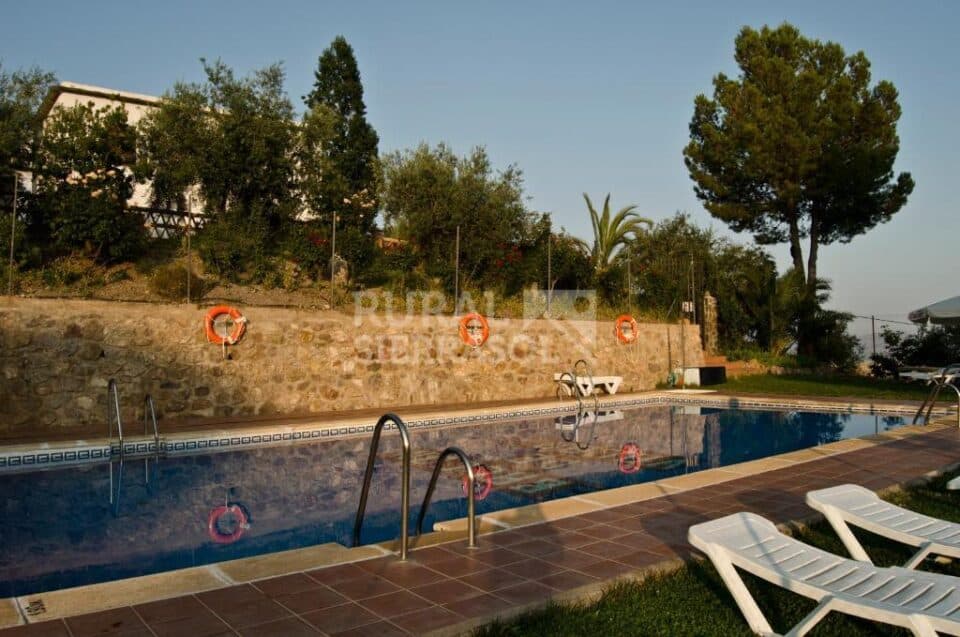 Espléndida Casa Rural en Válor, con piscina, barbacoa y wifi - Imagen 6
