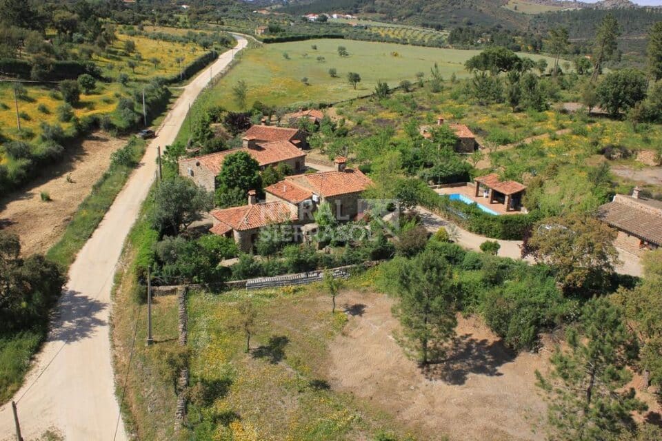 Estupenda Casa Rural en Valencia de Alcántara, con piscina y wifi - Imagen 60