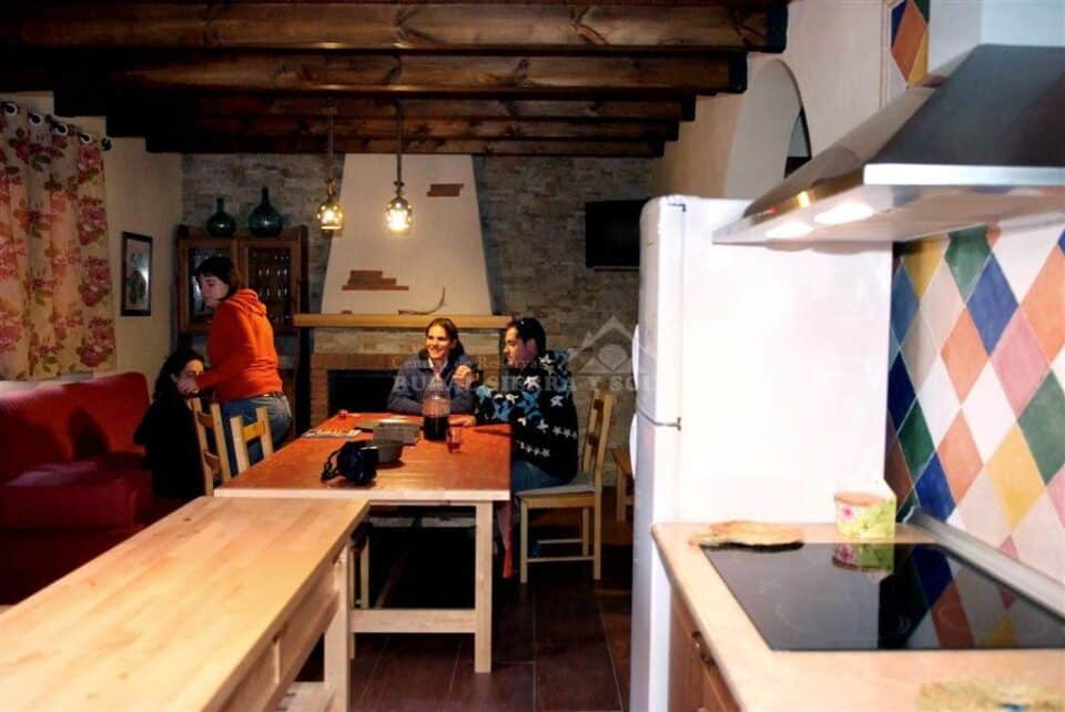 Maravillosa Casa Rural en Fiñana, con piscina y barbacoa - Imagen 4