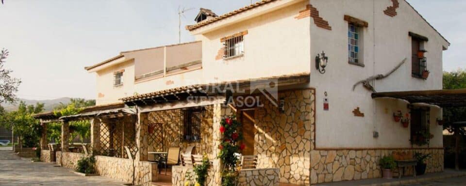 Maravillosa Casa Rural en Fiñana, con piscina y barbacoa - Imagen 2