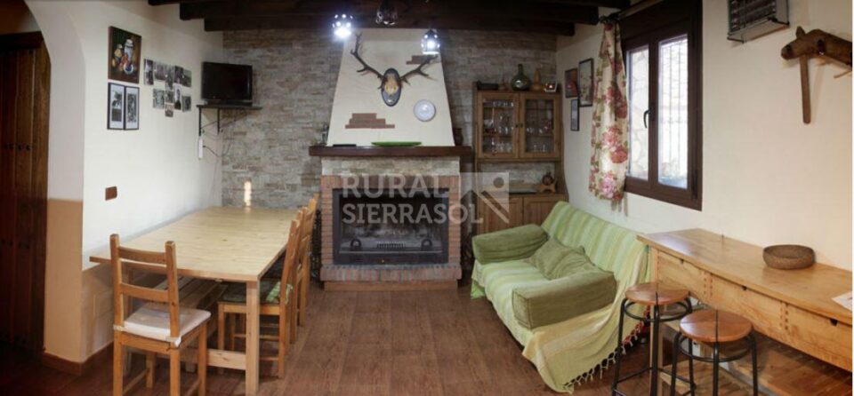 Espléndida Casa Rural en Fiñana, con piscina, barbacoa y chimenea - Imagen 18