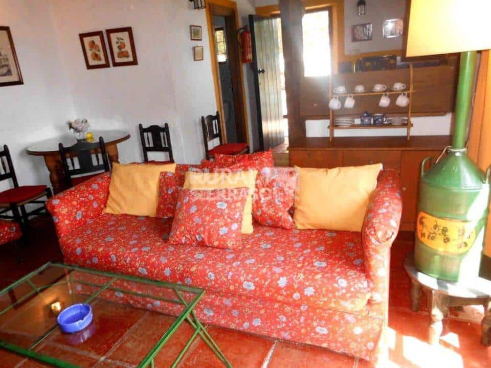 Acogedora Casa Rural con Chimenea y barbacoa en Zahara de la Sierra - Imagen 3