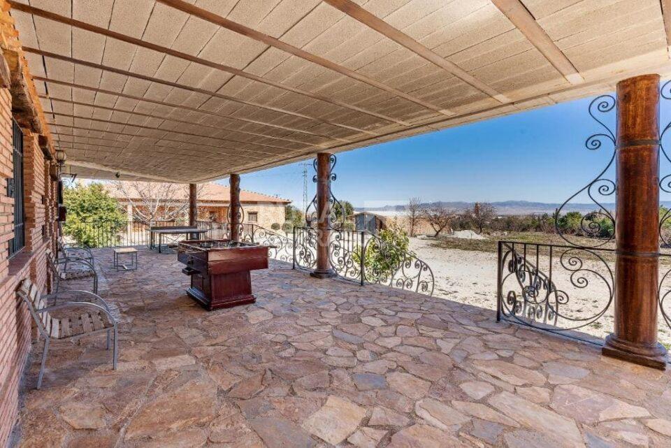 Magnífica Casa Rural en Cogollos de Guadix, con piscina, barbacoa y wi-fi - Imagen 7