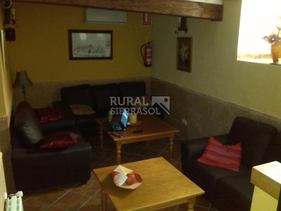 Hotel rural con encanto a 16 km de la estación de esquí del Puerto de la Ragua - Imagen 7