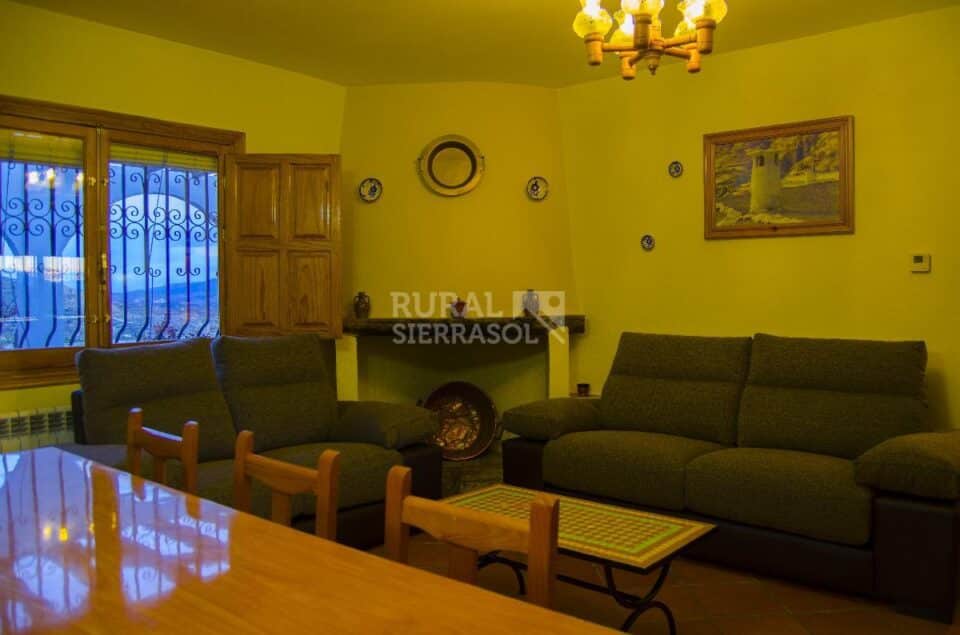 Acogedora Casa Rural en Válor, con cabina hidromasaje, barbacoa y calefacción central - Imagen 7