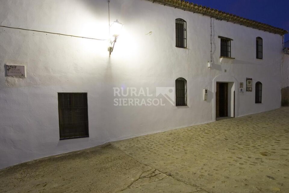 Típica casa Rural en Fuente Obejuna, con piscina y barbacoa - Imagen 22