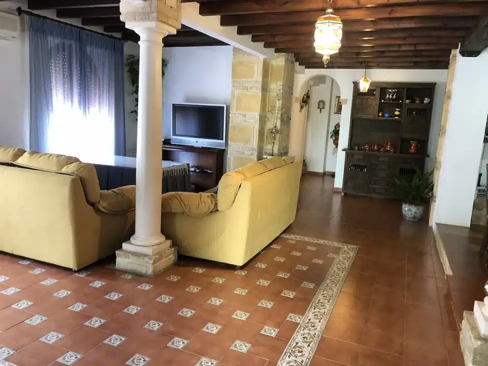Casa Típica Andaluza en Priego de Córdoba con piscina y barbacoa - Imagen 14