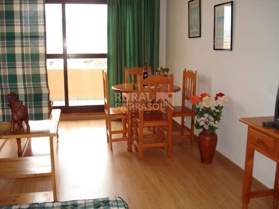 Acogedor Apartamento en Roquetas de Mar, con piscina - Imagen 8