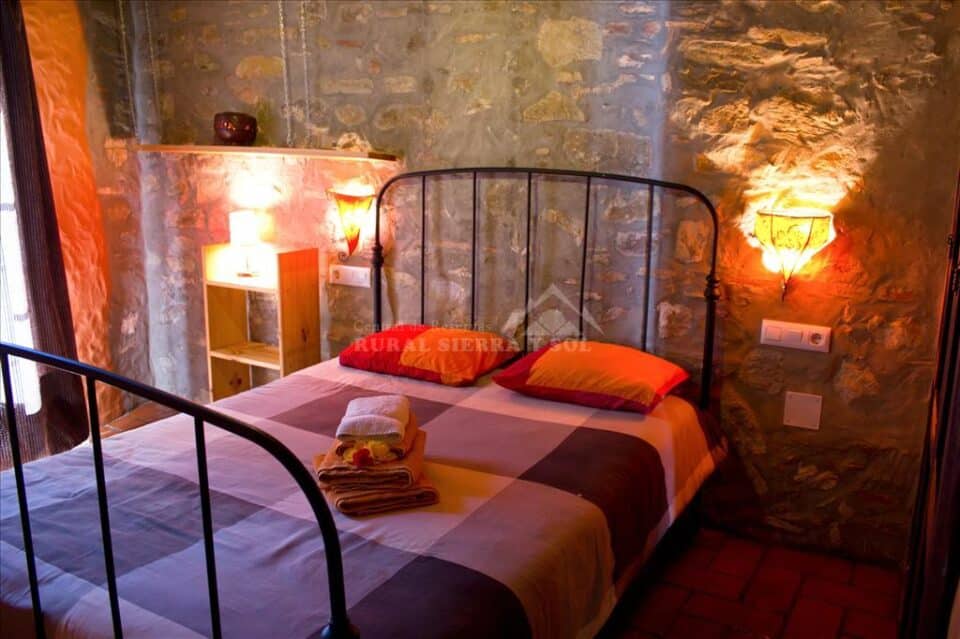 Maravilloso Alojamiento Rural en Ubrique con chimenea y wi-fi - Imagen 17
