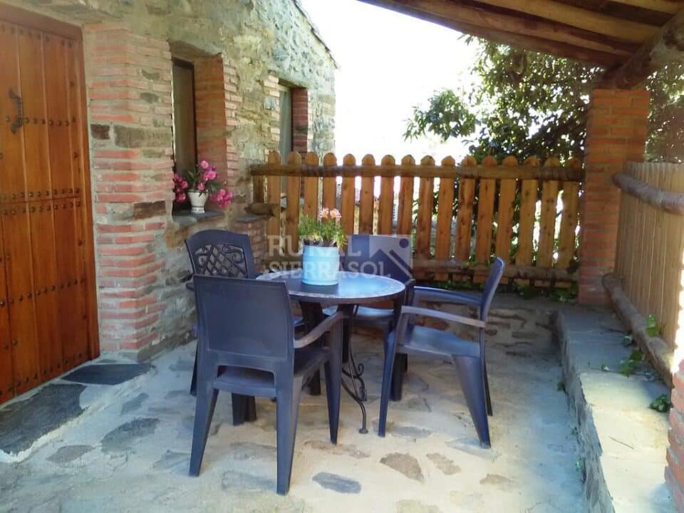 Preciosa Casa Rural en Valencia de Alcántara, con piscina aire acondicionado y wifi - Imagen 9