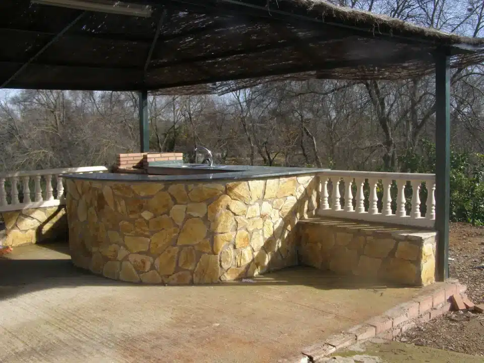 Maravillosa Casa Rural en Posadas, con piscina, aire acondicionado y barbacoa - Imagen 11
