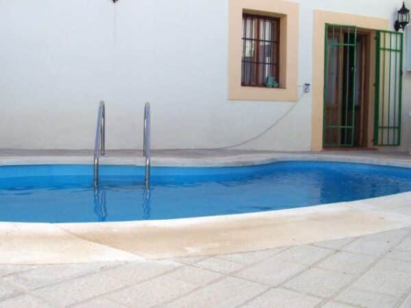 Piscina de Casa rural en Castil de Campos - Priego de Córdoba (Córdoba)-0799