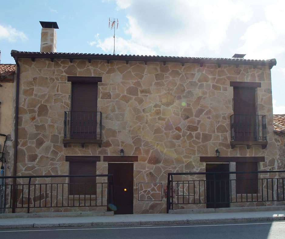 Casa rural en Cardeñosa (Ávila)-1711