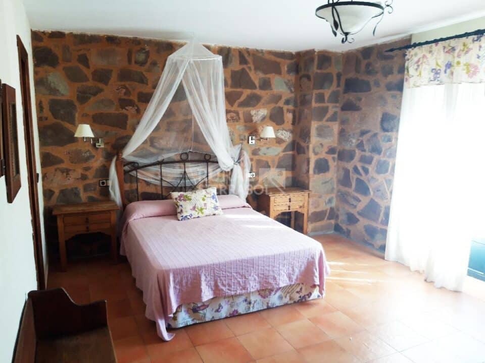 1. Casa rural en Berzocana (Cáceres)-3946