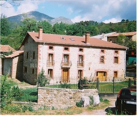 Casa rural en Robledo de la Gazpuña (Prado de la Gazpuña, León)-1483