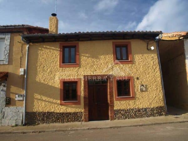 Casa rural en La Aldea de la Valdoncina (Valverde de la Virgen, León)-1774