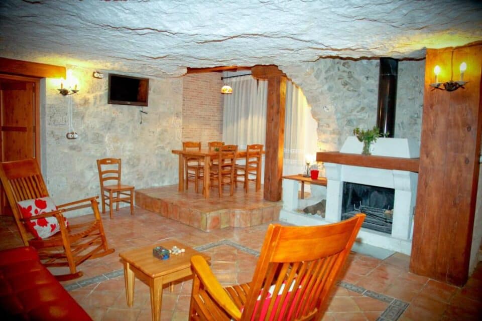 Casa Rural La Bodeguilla de Alcalá del Júcar - Imagen 11