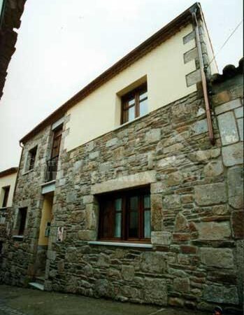 Casa rural en San Felices de los Gallegos (Salamanca)-2337