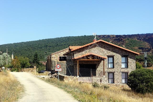 Casa rural en Aldehuela de Periáñez (Soria)-2813