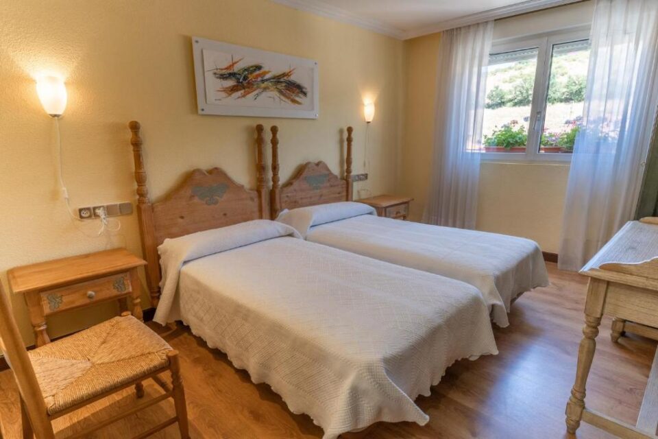 Hotel Rio Cea - Imagen 35